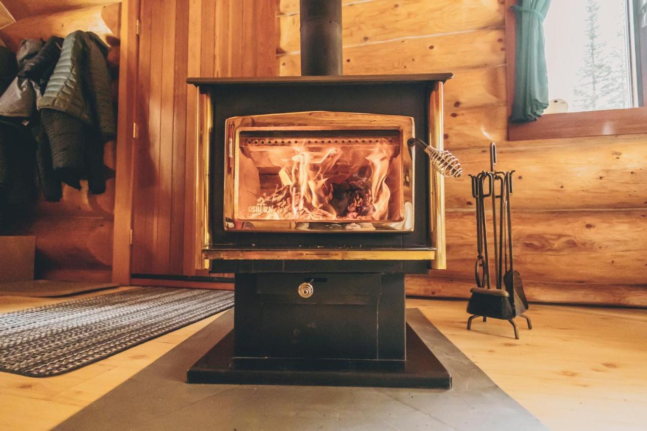 Rocky Mountain Escape Dome & Log Cabin Rentals - Rock Lake Rock Lake Lodge Provincial Park Exterior foto